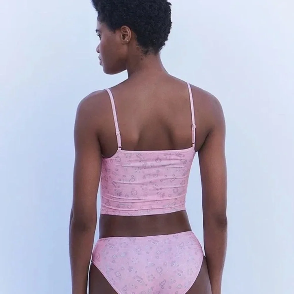 Frankies Bikinis new without